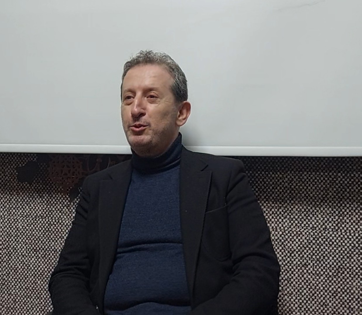 FELSEF� A�IDAN N���N �NANIYORUZ N���N �NANMIYORUZ SORUSUNUN �Z�N� S�RMEK - Prof. Dr. M�fit Selim SARUHAN